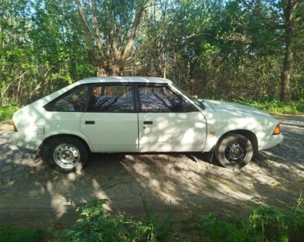 Белый Москвич / АЗЛК 2141, объемом двигателя 0 л и пробегом 323 тыс. км за 1642 $, фото 11 на Automoto.ua