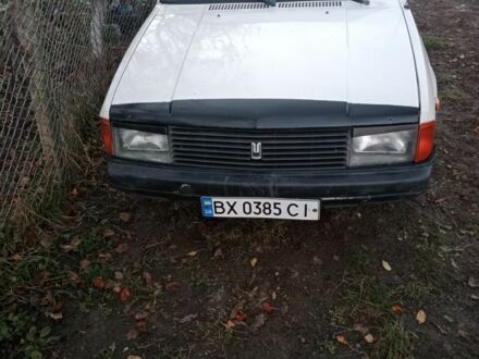 Белый Москвич / АЗЛК 2141, объемом двигателя 4 л и пробегом 1 тыс. км за 1000 $, фото 1 на Automoto.ua