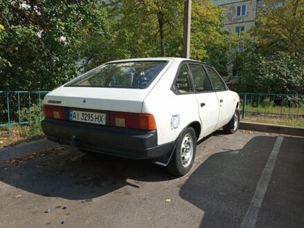 Белый Москвич / АЗЛК 2141, объемом двигателя 1.6 л и пробегом 190 тыс. км за 728 $, фото 1 на Automoto.ua