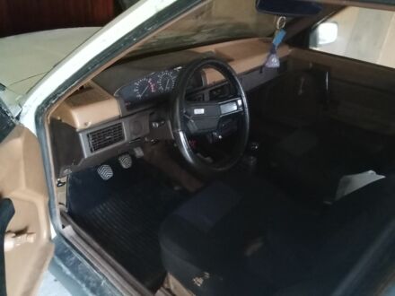 Москвич / АЗЛК 2141 1990 у Львові на Automoto.ua Білий Москвич / АЗЛК 2141, об'ємом двигуна 1.5 л та пробігом 10 тис. км за 500 $, фото 1 на Automoto.ua