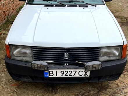 Москвич / АЗЛК 2141 1990 в Полтаве на Automoto.ua Белый Москвич / АЗЛК 2141, объемом двигателя 1.5 л и пробегом 207 тыс. км за 600 $, фото 1 на Automoto.ua