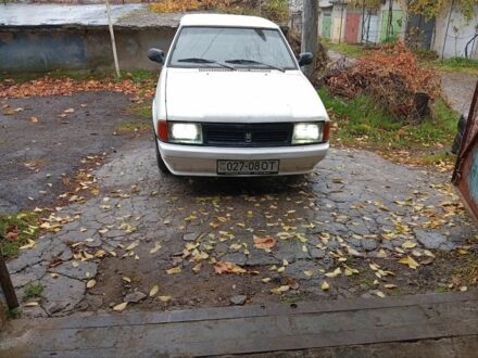 Белый Москвич / АЗЛК 2141, объемом двигателя 2 л и пробегом 70 тыс. км за 1100 $, фото 1 на Automoto.ua