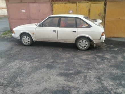 Москвич / АЗЛК 2141 1991 в Харькове на Automoto.ua Белый Москвич / АЗЛК 2141, объемом двигателя 1.7 л и пробегом 148 тыс. км за 747 $, фото 1 на Automoto.ua