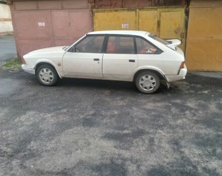 Москвич / АЗЛК 2141 1991 у Харкові на Automoto.ua Білий Москвич / АЗЛК 2141, об'ємом двигуна 1.7 л та пробігом 148 тис. км за 747 $, фото 1 на Automoto.ua