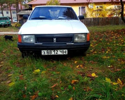Москвич / АЗЛК 2141 1992 в Ичне на Automoto.ua Белый Москвич / АЗЛК 2141, объемом двигателя 1.6 л и пробегом 180 тыс. км за 350 $, фото 1 на Automoto.ua