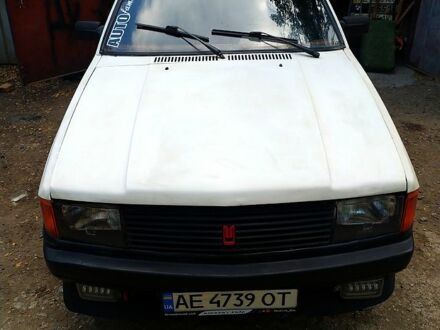 Москвич / АЗЛК 2141 1992 у Кривому Розі на Automoto.ua Білий Москвич / АЗЛК 2141, об'ємом двигуна 1.5 л та пробігом 0 тис. км за 1300 $, фото 1 на Automoto.ua