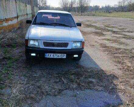 Білий Москвич / АЗЛК 2141, об'ємом двигуна 2 л та пробігом 100 тис. км за 1200 $, фото 1 на Automoto.ua