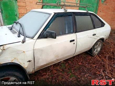 Белый Москвич / АЗЛК 2141, объемом двигателя 1.6 л и пробегом 190 тыс. км за 600 $, фото 1 на Automoto.ua