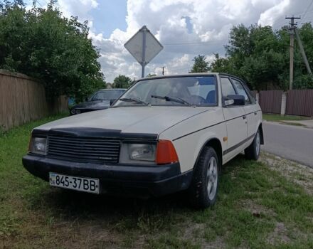 Белый Москвич / АЗЛК 2141, объемом двигателя 1 л и пробегом 200 тыс. км за 700 $, фото 1 на Automoto.ua