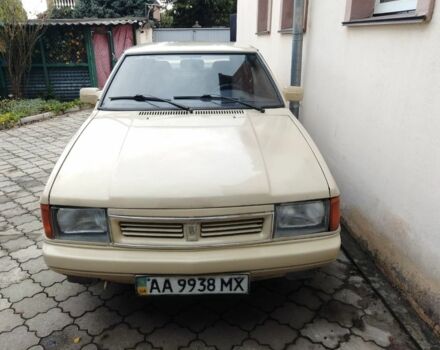 Москвич / АЗЛК 2141 1988 в Киеве на Automoto.ua Бежевый Москвич / АЗЛК 2141, объемом двигателя 1.6 л и пробегом 2 тыс. км за 1343 $, фото 1 на Automoto.ua