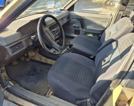 Бежевый Москвич / АЗЛК 2141, объемом двигателя 0 л и пробегом 123 тыс. км за 700 $, фото 8 на Automoto.ua