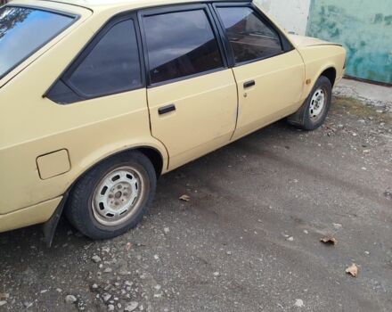 Бежевый Москвич / АЗЛК 2141, объемом двигателя 0 л и пробегом 100 тыс. км за 900 $, фото 3 на Automoto.ua