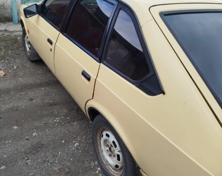 Бежевый Москвич / АЗЛК 2141, объемом двигателя 0 л и пробегом 100 тыс. км за 900 $, фото 2 на Automoto.ua