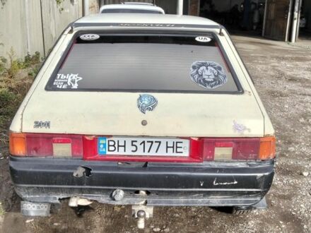 Москвич / АЗЛК 2141 1986 в Подольск (Котовск) на Automoto.ua Бежевый Москвич / АЗЛК 2141, объемом двигателя 1.5 л и пробегом 357 тыс. км за 725 $, фото 1 на Automoto.ua