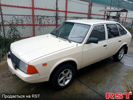 Москвич / АЗЛК 2141 1988 в Одессе на Automoto.ua Бежевый Москвич / АЗЛК 2141, объемом двигателя 1.6 л и пробегом 0 тыс. км за 1300 $, фото 1 на Automoto.ua