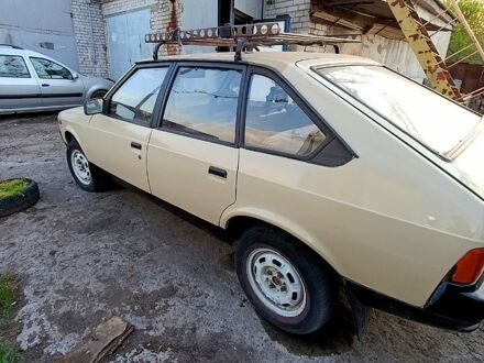 Москвич / АЗЛК 2141 1990 у Запоріжжя на Automoto.ua Бежевий Москвич / АЗЛК 2141, об'ємом двигуна 1.5 л та пробігом 0 тис. км за 800 $, фото 1 на Automoto.ua