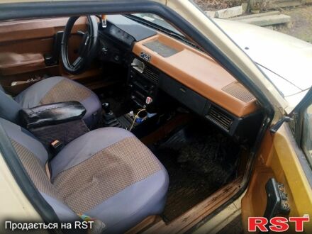 Москвич / АЗЛК 2141 1990 у Дніпро (Дніпропетровську) на Automoto.ua Бежевий Москвич / АЗЛК 2141, об'ємом двигуна 1.6 л та пробігом 230 тис. км за 580 $, фото 1 на Automoto.ua