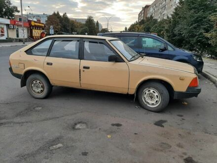 Москвич / АЗЛК 2141 1992 у Южноукраинске на Automoto.ua Бежевий Москвич / АЗЛК 2141, об'ємом двигуна 1.5 л та пробігом 100 тис. км за 700 $, фото 1 на Automoto.ua