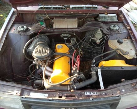 Красный Москвич / АЗЛК 2141, объемом двигателя 1.6 л и пробегом 105 тыс. км за 700 $, фото 1 на Automoto.ua