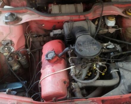 Красный Москвич / АЗЛК 2141, объемом двигателя 1.5 л и пробегом 179 тыс. км за 1000 $, фото 5 на Automoto.ua