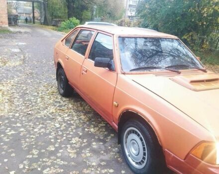 Красный Москвич / АЗЛК 2141, объемом двигателя 1.5 л и пробегом 179 тыс. км за 1000 $, фото 3 на Automoto.ua