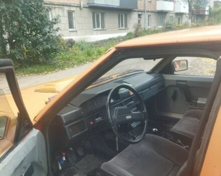 Красный Москвич / АЗЛК 2141, объемом двигателя 1.5 л и пробегом 179 тыс. км за 1000 $, фото 4 на Automoto.ua