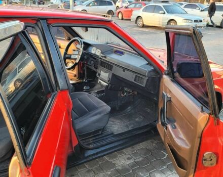 Красный Москвич / АЗЛК 2141, объемом двигателя 1.5 л и пробегом 178 тыс. км за 2500 $, фото 2 на Automoto.ua