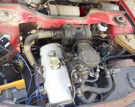 Красный Москвич / АЗЛК 2141, объемом двигателя 1 л и пробегом 200 тыс. км за 600 $, фото 9 на Automoto.ua