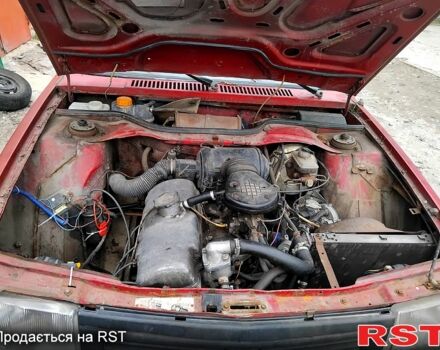 Красный Москвич / АЗЛК 2141, объемом двигателя 1.5 л и пробегом 50 тыс. км за 599 $, фото 12 на Automoto.ua