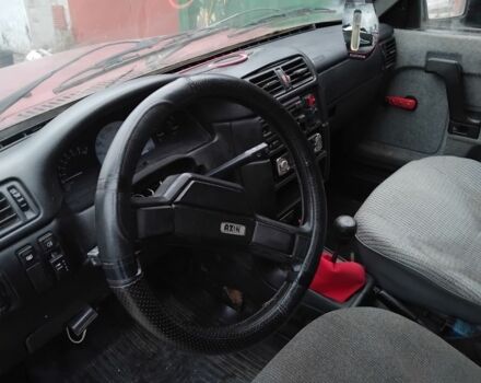 Красный Москвич / АЗЛК 2141, объемом двигателя 1.5 л и пробегом 50 тыс. км за 599 $, фото 2 на Automoto.ua