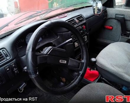 Красный Москвич / АЗЛК 2141, объемом двигателя 1.5 л и пробегом 50 тыс. км за 599 $, фото 3 на Automoto.ua