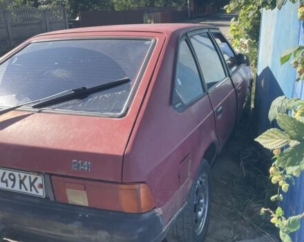 Красный Москвич / АЗЛК 2141, объемом двигателя 1.5 л и пробегом 111 тыс. км за 477 $, фото 2 на Automoto.ua