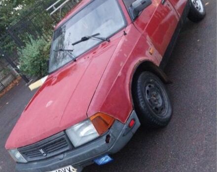 Красный Москвич / АЗЛК 2141, объемом двигателя 1.5 л и пробегом 111 тыс. км за 477 $, фото 7 на Automoto.ua