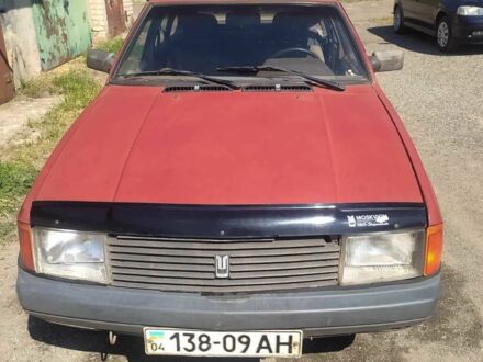 Москвич / АЗЛК 2141 1990 в Кривом Роге на Automoto.ua Красный Москвич / АЗЛК 2141, объемом двигателя 0 л и пробегом 200 тыс. км за 291 $, фото 1 на Automoto.ua
