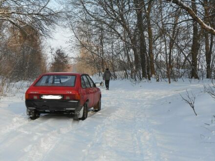 Червоний Москвич / АЗЛК 2141, об'ємом двигуна 1.5 л та пробігом 100 тис. км за 364 $, фото 1 на Automoto.ua