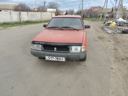 Червоний Москвич / АЗЛК 2141, об'ємом двигуна 2 л та пробігом 2 тис. км за 357 $, фото 1 на Automoto.ua