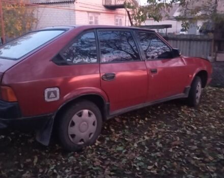 Москвич / АЗЛК 2141 1990 в Кривом Роге на Automoto.ua Красный Москвич / АЗЛК 2141, объемом двигателя 2 л и пробегом 200 тыс. км за 597 $, фото 1 на Automoto.ua