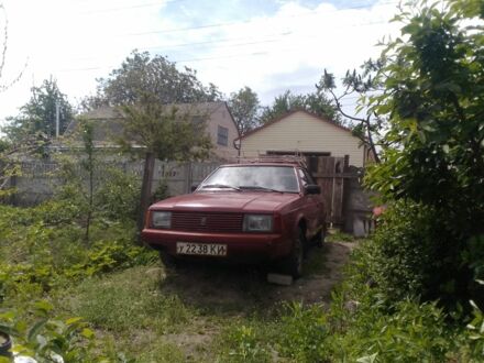 Москвич / АЗЛК 2141 1991 в Пирятине на Automoto.ua Красный Москвич / АЗЛК 2141, объемом двигателя 2 л и пробегом 256 тыс. км за 629 $, фото 1 на Automoto.ua