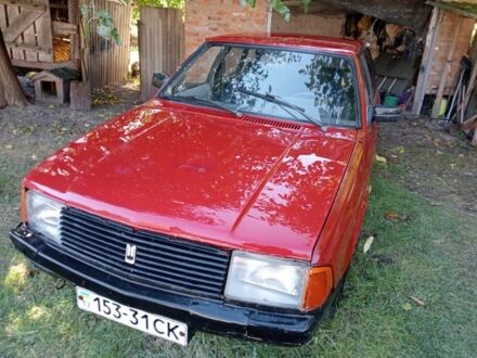 Москвич / АЗЛК 2141 1992 в Миргороде на Automoto.ua Красный Москвич / АЗЛК 2141, объемом двигателя 1.5 л и пробегом 380 тыс. км за 481 $, фото 1 на Automoto.ua