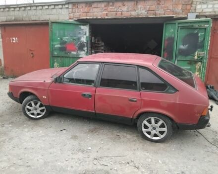 Красный Москвич / АЗЛК 2141, объемом двигателя 1.5 л и пробегом 50 тыс. км за 599 $, фото 1 на Automoto.ua
