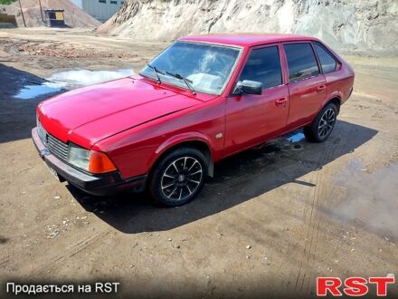 Москвич / АЗЛК 2141 1994 в Полтаве на Automoto.ua Красный Москвич / АЗЛК 2141, объемом двигателя 16 л и пробегом 300 тыс. км за 650 $, фото 1 на Automoto.ua