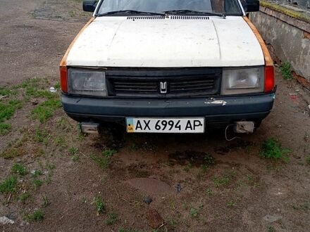 Москвич / АЗЛК 2141 1992 у Харкові на Automoto.ua Москвич / АЗЛК 2141, об'ємом двигуна 1.5 л та пробігом 150 тис. км за 550 $, фото 1 на Automoto.ua