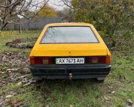 Желтый Москвич / АЗЛК 2141, объемом двигателя 1.7 л и пробегом 50 тыс. км за 357 $, фото 4 на Automoto.ua
