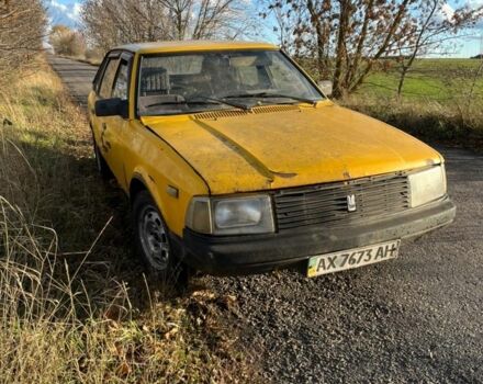 Желтый Москвич / АЗЛК 2141, объемом двигателя 1.7 л и пробегом 50 тыс. км за 357 $, фото 1 на Automoto.ua