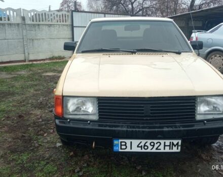 Желтый Москвич / АЗЛК 2141, объемом двигателя 1.5 л и пробегом 230 тыс. км за 522 $, фото 1 на Automoto.ua