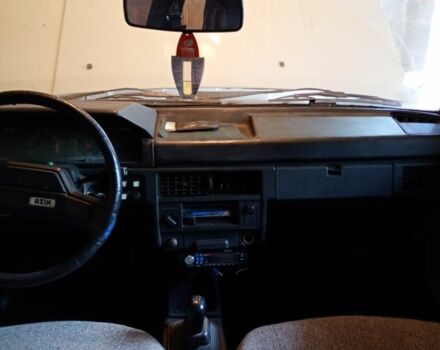 Москвич / АЗЛК 2141 1991 у Вінниці на Automoto.ua Сірий Москвич / АЗЛК 2141, об'ємом двигуна 1.5 л та пробігом 72 тис. км за 429 $, фото 2 на Automoto.ua