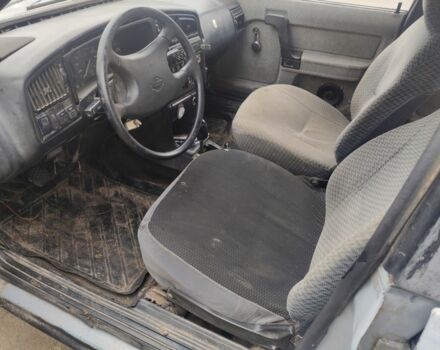 Серый Москвич / АЗЛК 2141, объемом двигателя 2 л и пробегом 2 тыс. км за 350 $, фото 4 на Automoto.ua