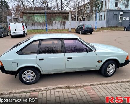 Сірий Москвич / АЗЛК 2141, об'ємом двигуна 1.5 л та пробігом 400 тис. км за 1050 $, фото 3 на Automoto.ua