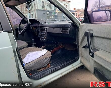 Сірий Москвич / АЗЛК 2141, об'ємом двигуна 1.5 л та пробігом 400 тис. км за 1050 $, фото 7 на Automoto.ua