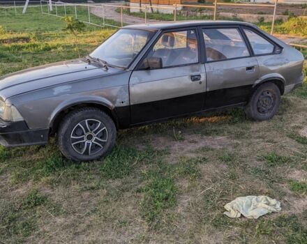 Москвич / АЗЛК 2141 1991 у Полтаві на Automoto.ua Сірий Москвич / АЗЛК 2141, об'ємом двигуна 1.6 л та пробігом 300 тис. км за 167 $, фото 1 на Automoto.ua